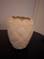 Witte sierpot / vaas riviera maison, Huis en Inrichting, Woonaccessoires | Vazen, Wit, Aardewerk of Porselein, Ophalen of Verzenden