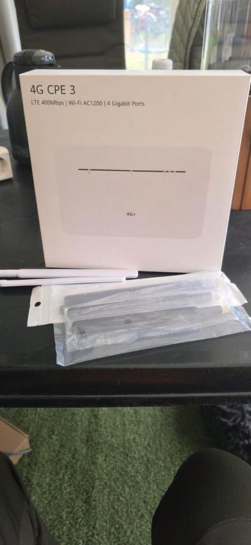 Huawei 535-333 4G modem met extra antennes. beschikbaar voor biedingen