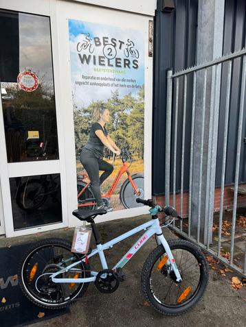 Cube Acid Race 20inch beschikbaar voor biedingen