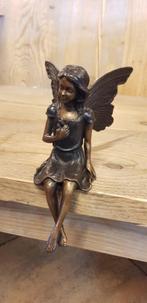 Bronzen beeld/ ELFJE met BLOEM /FEE / ENGEL, Tuin en Terras, Tuinbeelden, Engelenbeeld, Nieuw, Info@huisentuindecoratiemarie.nl