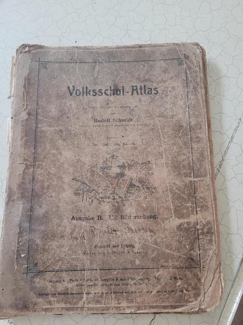 antieke schoolatlas uit 1917, Boeken, Atlassen en Landkaarten, Gelezen, Landkaart, Wereld, 1800 tot 2000, Ophalen of Verzenden