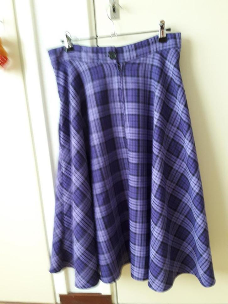 13 rokken, 2 jurken in 1 koop, Kleding | Dames, Rokken, Zo goed als nieuw, Maat 38/40 (M), Blauw, Onder de knie, Ophalen of Verzenden
