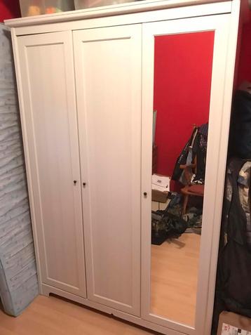 Ikea kast Aspelund,  wit, 191 x 127 x 54 cm. beschikbaar voor biedingen