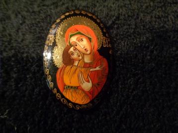 hand geschildert broche met madona met kind met blad goud beschikbaar voor biedingen