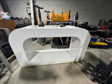 Gebruikte dj booth beschikbaar voor biedingen