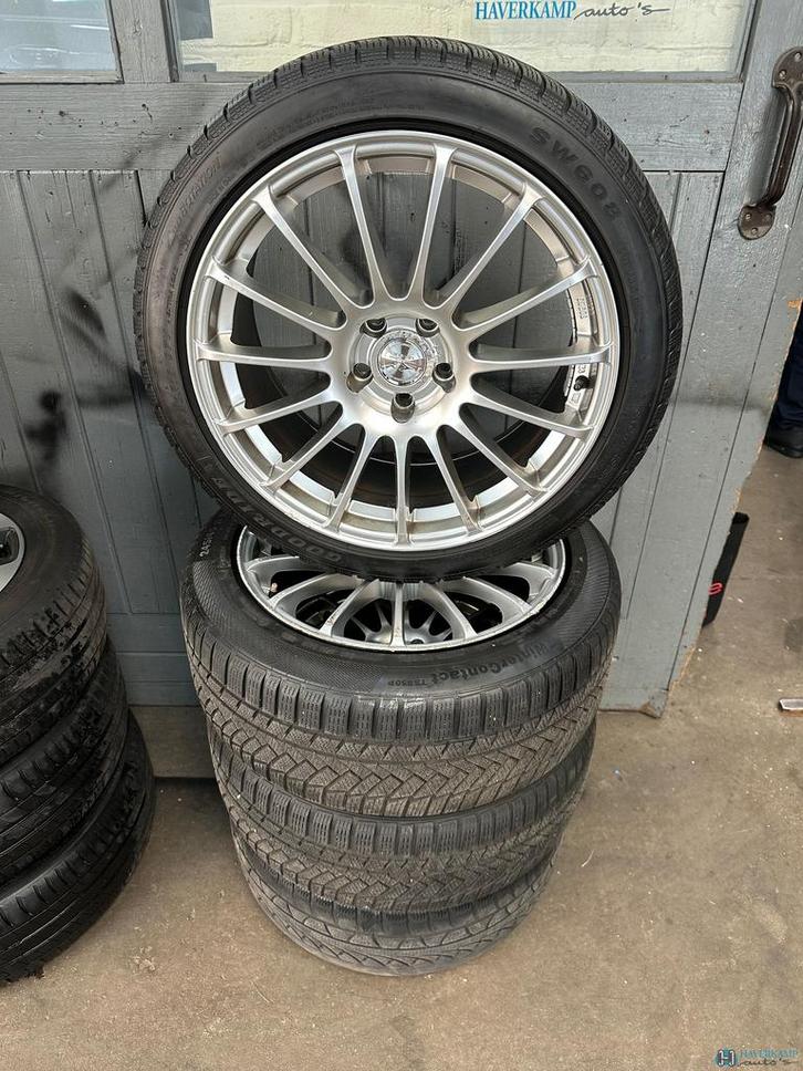 Jaguar XF winterset 245 40 18, Auto-onderdelen, Banden en Velgen, Banden en Velgen, Winterbanden, 18 inch, 245 mm, Personenwagen