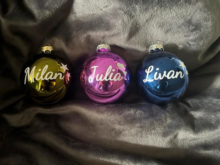 Kerstbal met eigen naam, Diversen, Kerst, Nieuw, Ophalen of Verzenden