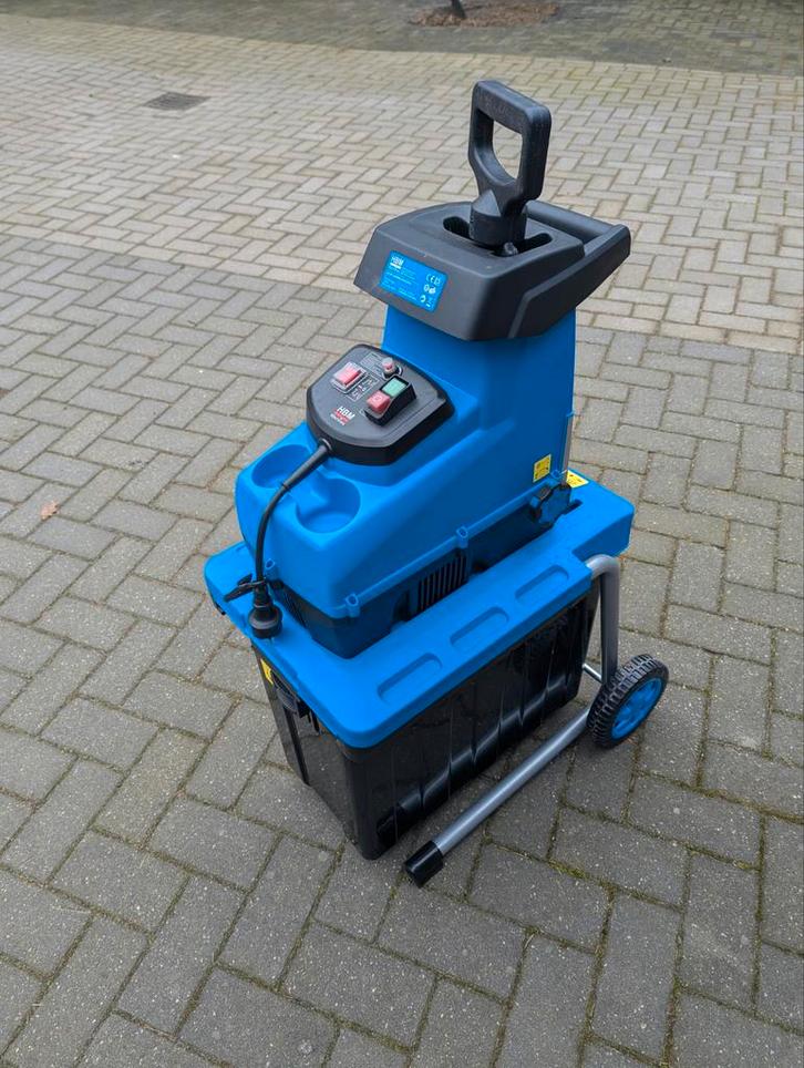 HBM Hakselaar 2800W - Zo goed als nieuw!, Tuin en Terras, Hakselaars, Zo goed als nieuw, Elektrisch, Met opvangbak, Ophalen
