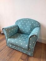 Leuke kinderstoel met stippen NOG TOT VRIJDAG OP MARKTPLAATS, Ophalen, Gebruikt, Stoel