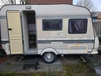 Te koop een zeer nette caravan Hobby 410 uit 1991., Caravans en Kamperen, Caravans, Treinzit, 750 - 1000 kg, Particulier, Ringverwarming