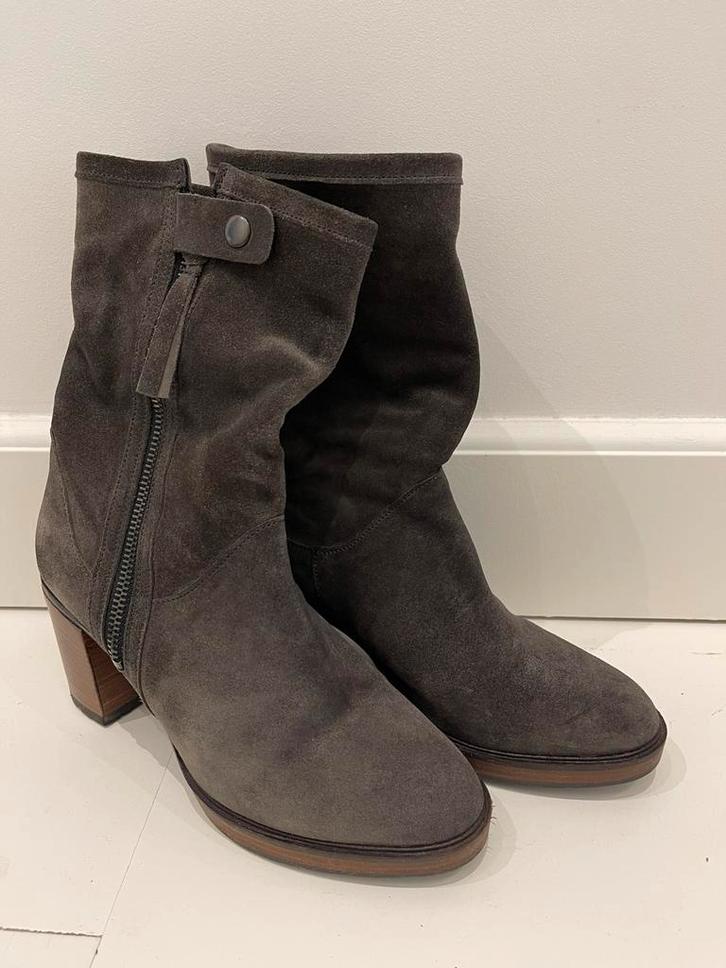 VIA VAI laarzen grijs maat 37, Kleding | Dames, Schoenen, Zo goed als nieuw, Lage of Enkellaarzen, Grijs, Ophalen