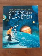 Het grote boek over Sterren en Planeten., Boeken, Gelezen, Ophalen of Verzenden