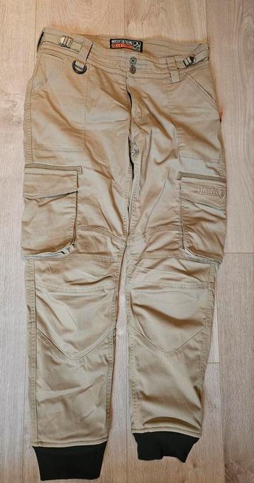 Motogirl cargo motorbroek XL beschikbaar voor biedingen