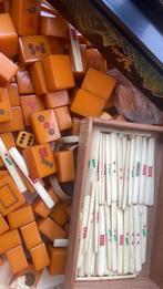 Mahjong spel  gemaakt van bakeliet, Antiek en Kunst, Ophalen of Verzenden