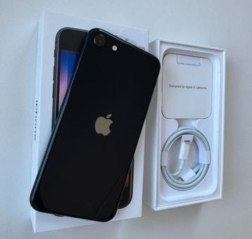 iPhone SE 2022 64GB Midnight | Nette staat | Batterij 98% beschikbaar voor biedingen