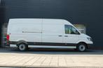 Volkswagen Crafter 35 2.0 TDI 140pk L4H3 Highline | Vering V, Auto's, Bestelauto's, Voorwielaandrijving, 12 maanden, Volkswagen Bedrijfswagens Voorkeurselectie