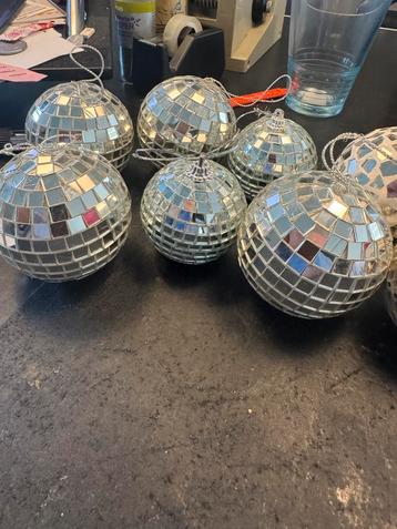 8 kerstballen retro? beschikbaar voor biedingen