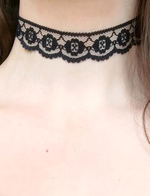 Vintage choker | zwart kant | y2k, Sieraden, Tassen en Uiterlijk, Kettingen, Zo goed als nieuw, Overige materialen, Zwart, Verstelbaar