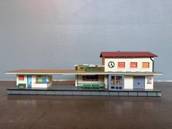 Pola 651 station Reichenbach schaal H0, Hobby en Vrije tijd, Modeltreinen | H0, Gebruikt, Brug, Tunnel of Gebouw, Gelijkstroom of Wisselstroom