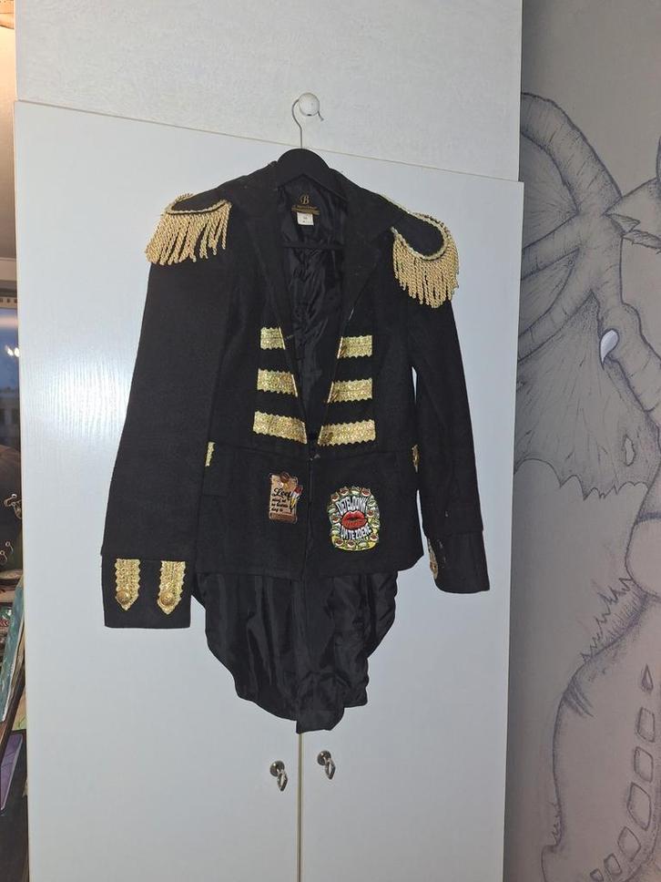 Carnavals jasje oeteldonk Maat 34, Kleding | Dames, Carnavalskleding en Feestkleding, Gedragen, Kleding, Carnaval, Maat 34 (XS) of kleiner