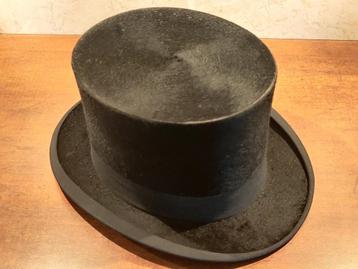 ** VINTAGE ** UNIEK ** HOGE HOED ** MEER DAN 125 JAAR OUD ! beschikbaar voor biedingen