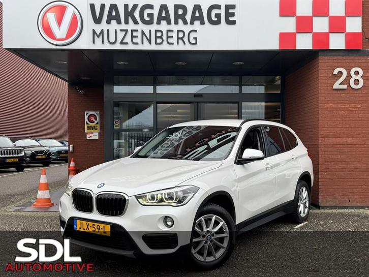 BMW X1 sDrive20i Executive // LEDEREN BEKLEDING // MEMORY SE, Auto's, BMW, Bedrijf, Te koop, X1, ABS, Achteruitrijcamera, Airbags