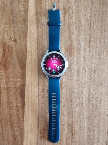 Samsung watch classic 46mm beschikbaar voor biedingen