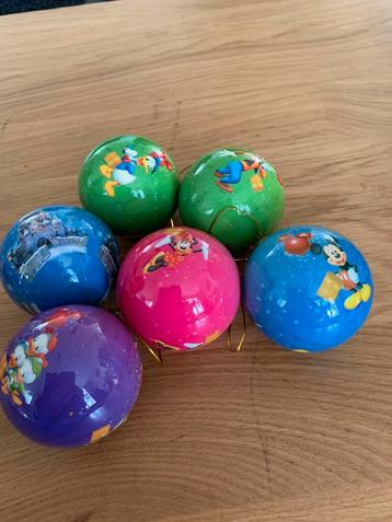 6 Disney Kerstballen beschikbaar voor biedingen