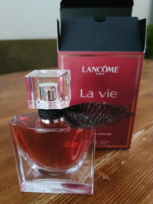 Dames parfum La vie est belle, Sieraden, Tassen en Uiterlijk, Uiterlijk | Parfum, Nieuw, Ophalen of Verzenden