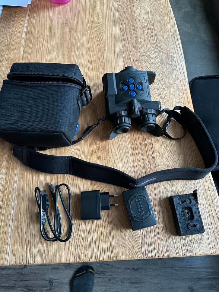 Pulsar accolade xp50 LRF warmtebeeldkijker!, Audio, Tv en Foto, Optische apparatuur | Verrekijkers, Zo goed als nieuw, Overige typen