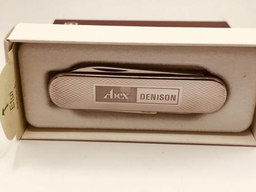 VICTORINOX Ensign 58mm stainless steel 0.6200.32 New old red, Caravans en Kamperen, Kampeergereedschap, Nieuw, Ophalen of Verzenden