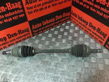 Toyota Yaris I ('99-'05) 1.0 16V Steekas Aandrijfas LV + ABS beschikbaar voor biedingen