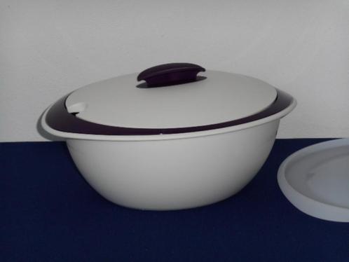 Tupperware Iso Duo Serveerschaal 2,5 L. Wit/Paars, Huis en Inrichting, Keuken | Tupperware, Nieuw, Schaal, Wit, Paars, Ophalen of Verzenden