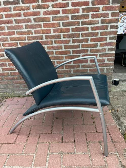 Kebe designfauteuil, Huis en Inrichting, Fauteuils, Zo goed als nieuw, Leer, 50 tot 75 cm, 75 tot 100 cm, Ophalen of Verzenden