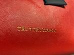 NIEUWE LEREN TAS HANDTAS Schoudertas TRUSSARDI kleur rood, Sieraden, Tassen en Uiterlijk, Tassen | Damestassen, Trussardi, Nieuw