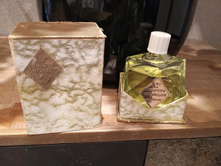 Eau de Cologne Chevallier Superieure Vintage!!, Huis en Inrichting, Woonaccessoires | Droogbloemen, Nieuw, Ophalen of Verzenden