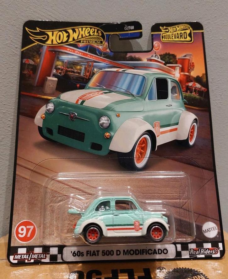 Hot Wheels Premium Fiat 500D Modificato (Boulevard), Hobby en Vrije tijd, Modelauto's | Overige schalen, Nieuw, Auto, Ophalen of Verzenden