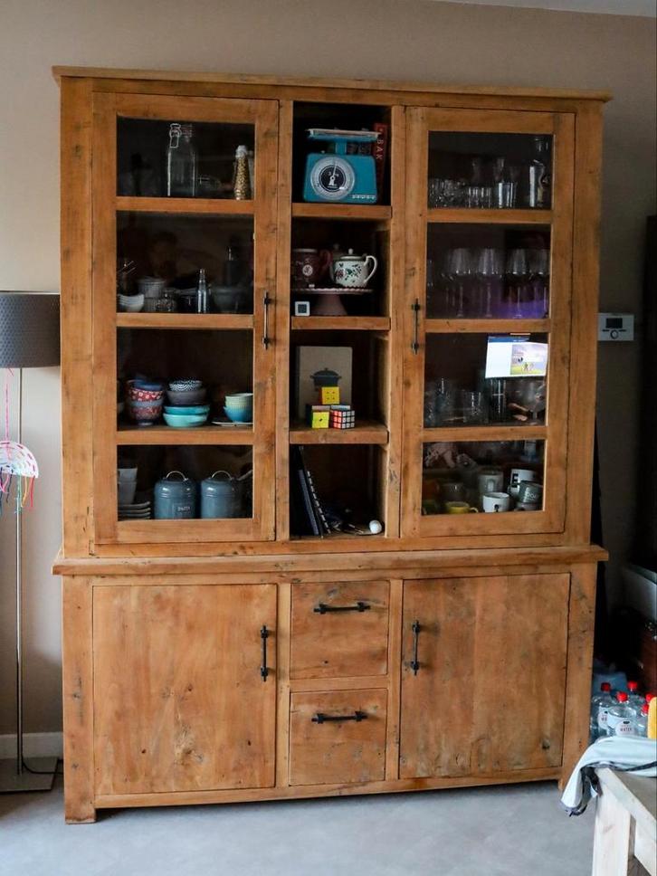 Vitrinekast Tuda, Huis en Inrichting, Kasten | Buffetkasten, Gebruikt, 200 cm of meer, 150 tot 200 cm, 25 tot 50 cm, Met lade(s)