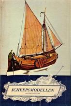 Petrejus - Scheepsmodellen.  Binnenschepen., Verzamelen, Scheepvaart, Ophalen, Zo goed als nieuw, Boek of Tijdschrift