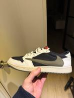 Air Jordan 1 Low x Travis scott olive maat 45, Kleding | Heren, Schoenen, Ophalen, Zo goed als nieuw, Overige kleuren