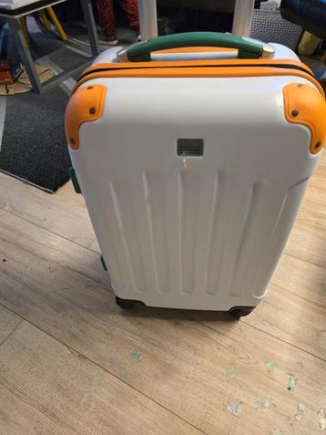 koffertje  beschikbaar voor biedingen