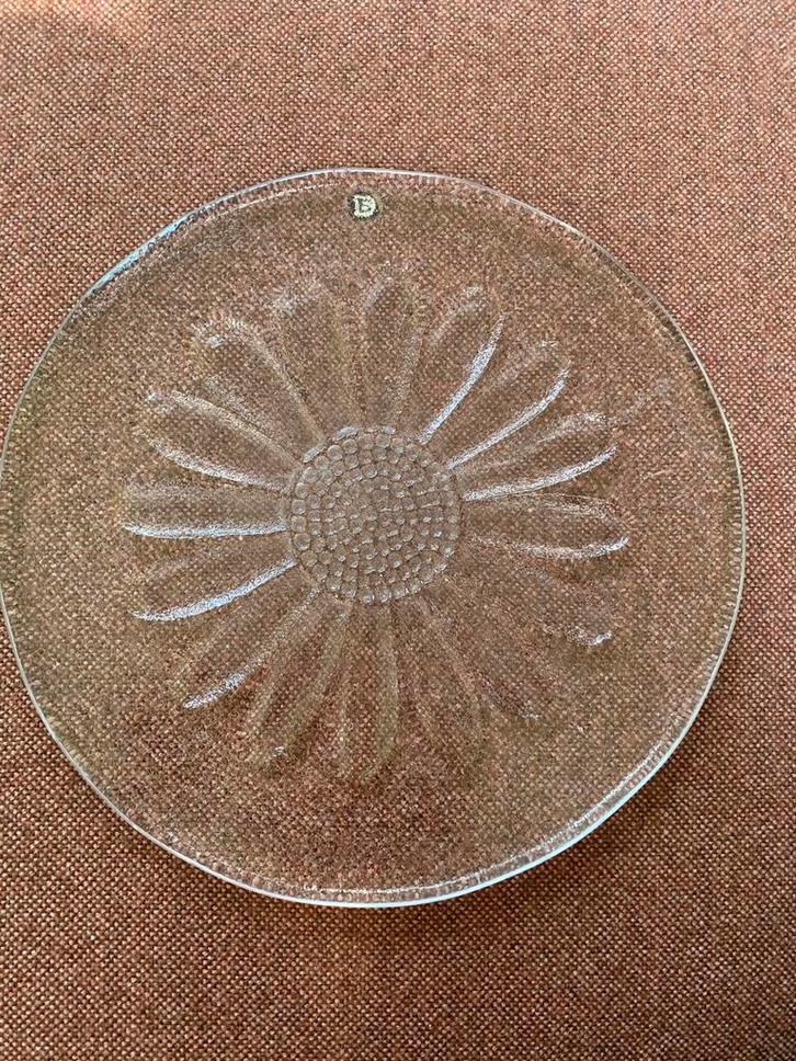 Vintage schaal glas Dartingthon Daisy Frank Thrower jaren 70, Antiek en Kunst, Antiek | Schalen, Ophalen of Verzenden