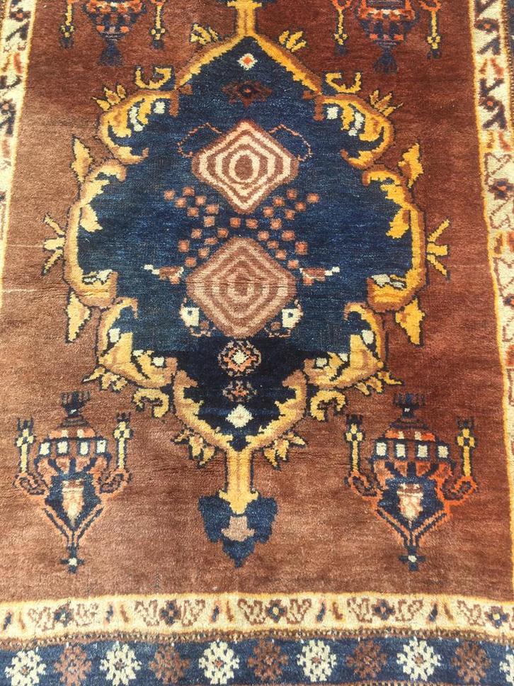 Retro vitrage vloerkleed te koop 130x90 voor maar 50 euro, Huis en Inrichting, Stoffering | Tapijten en Kleden, Zo goed als nieuw