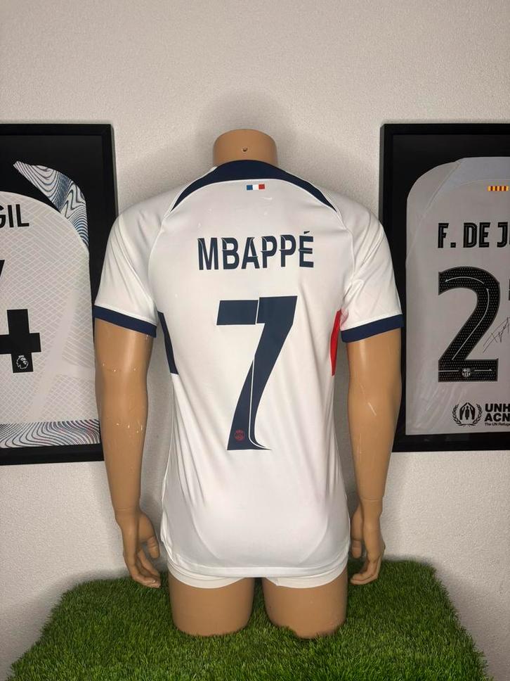 PSG uitshirt 2023/2024 Mbappe, Sport en Fitness, Voetbal, Zo goed als nieuw, Shirt, Maat S, Ophalen of Verzenden
