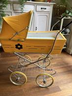 Vintage poppenwagen, Kinderen en Baby's, Speelgoed | Poppen, Ophalen, Gebruikt, Babypop