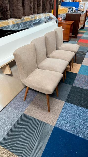 4 x eetkamer stoelen stof en teak jaren 50 60