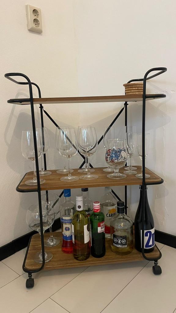 Houten bijzettafel / Wooden side table, Huis en Inrichting, Tafels | Bijzettafels, Zo goed als nieuw, Rond, 45 tot 60 cm, Minder dan 55 cm