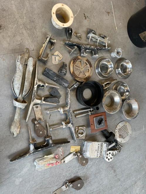 1 Emmer boot onderdelen., Watersport en Boten, Bootonderdelen, Gebruikt, Ankeren en Afmeren, Zeilboot of Motorboot, Ophalen of Verzenden