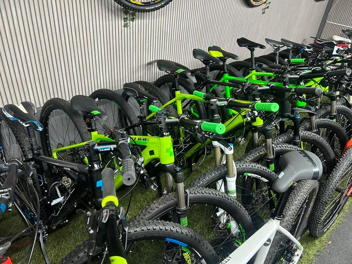 Cube mountainbike MTB 27,5 inch 29 inch grote voorraad, Fietsen en Brommers, Fietsen | Mountainbikes en ATB, Zo goed als nieuw