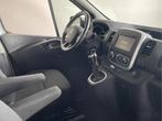 Renault Trafic 2.0 dCi 120 PK T29 L2H1 DC Business Navi / Ca, Auto's, Bestelauto's, Voorwielaandrijving, Gebruikt, Euro 6, 4 cilinders